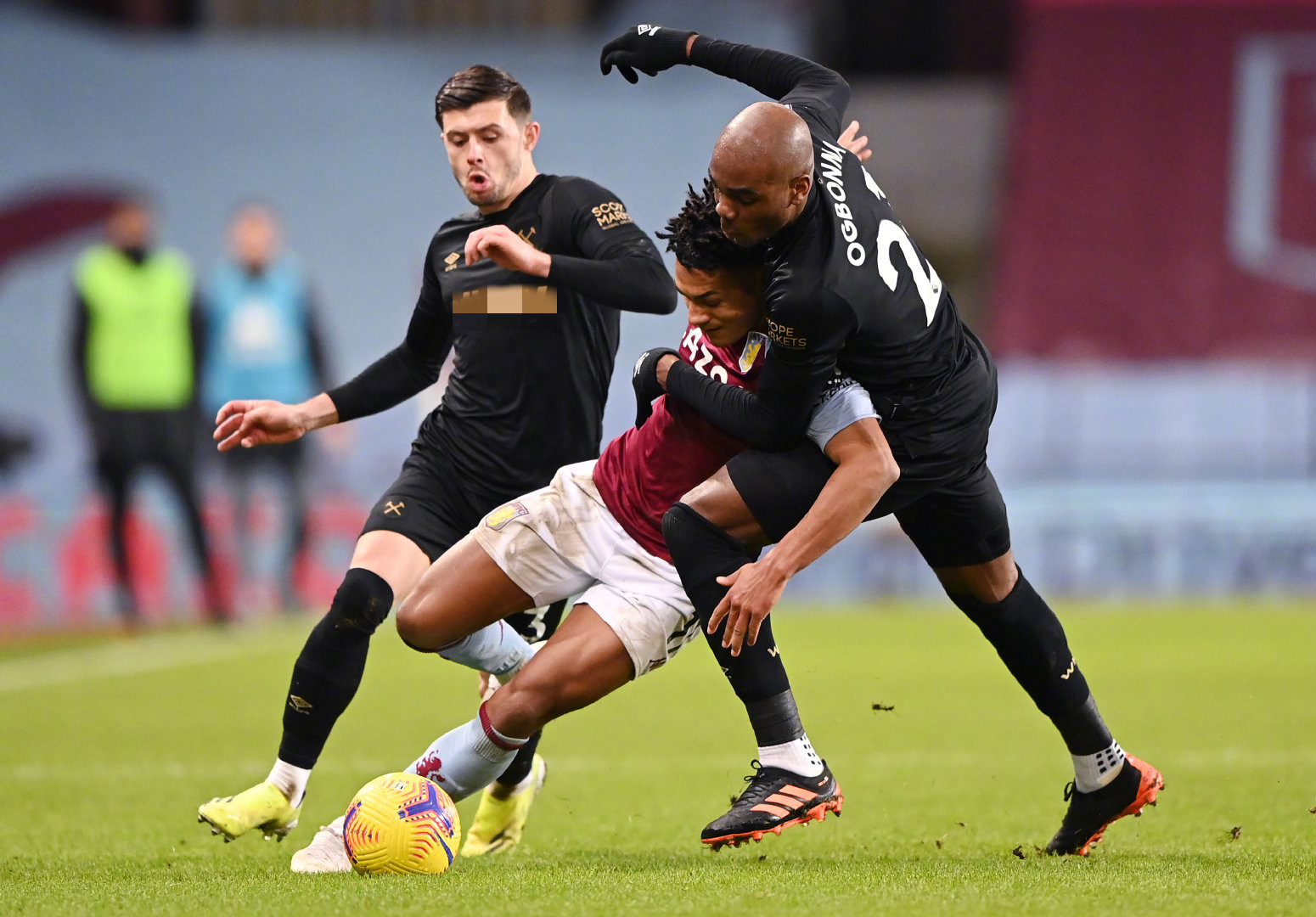 的瑟云聚 的瑟云聚